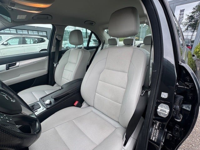 Mercedes-Benz C-Klasse 180 business class avantgarde l airco l tempomaat l 