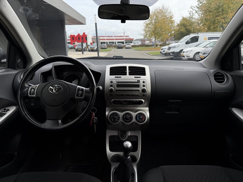 Toyota Urban Cruiser 1.3 vvt-i aspiration