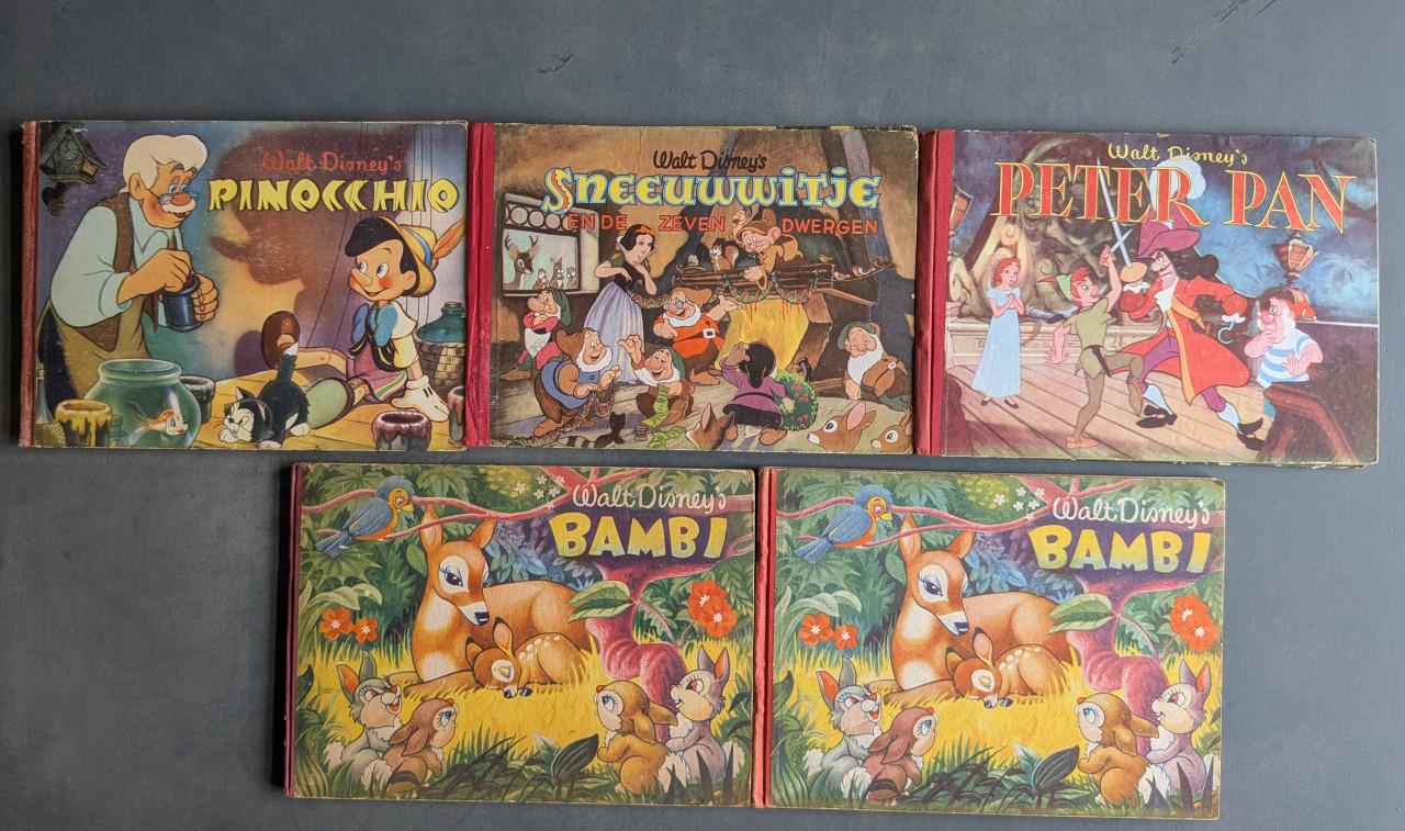 Oude plaatjesalbums, alle plaatjes ingeplakt