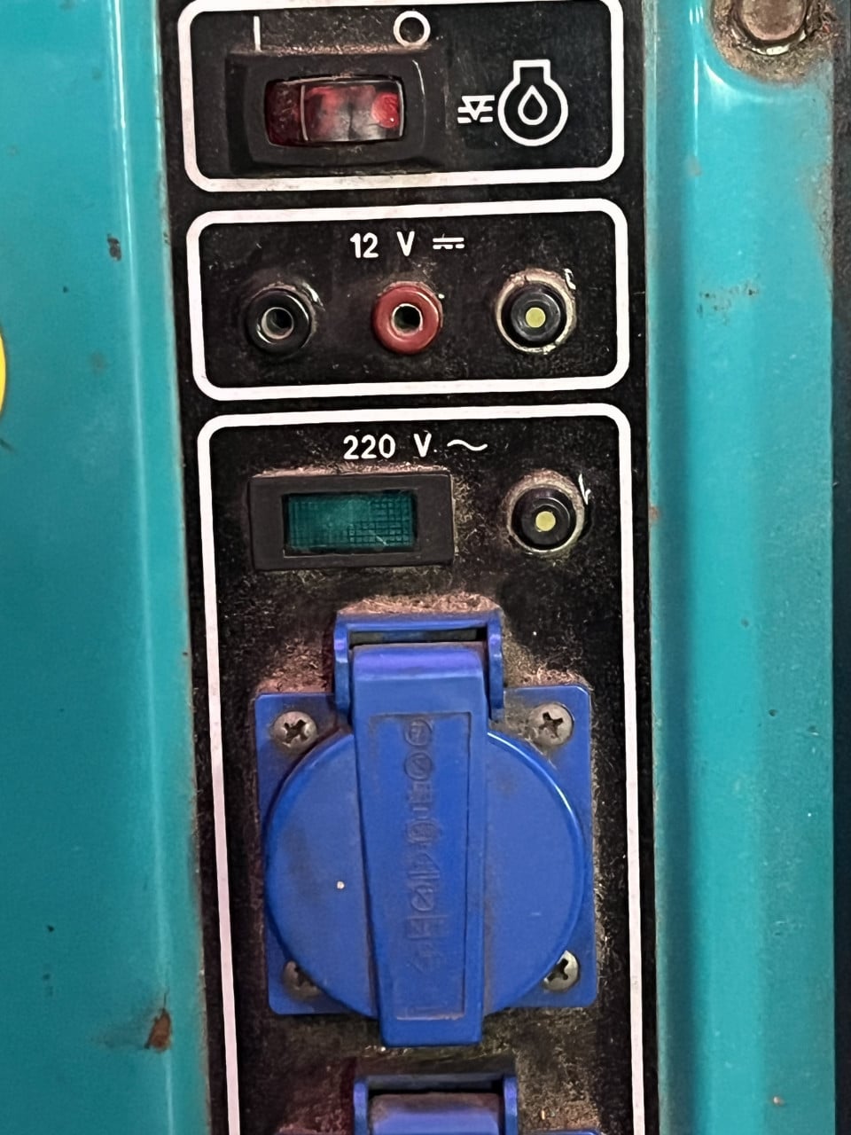 TEAB Compact aggregaat 220 of 12 v