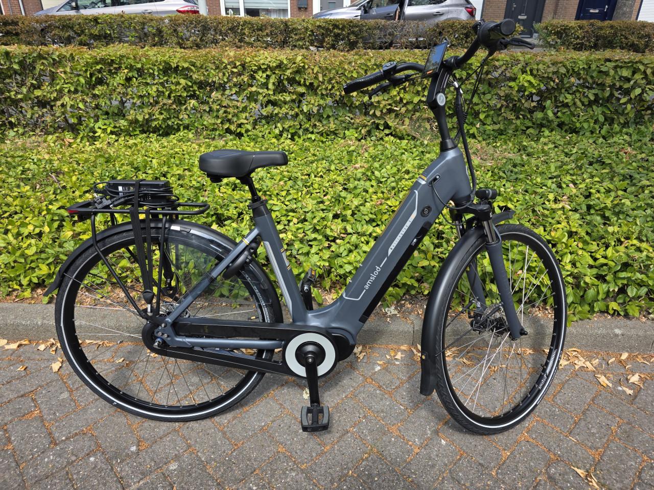Schitterende Amslod met middenmotor en 540wh accu