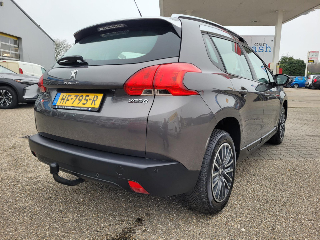Peugeot 2008 1.2 puretech urban cross