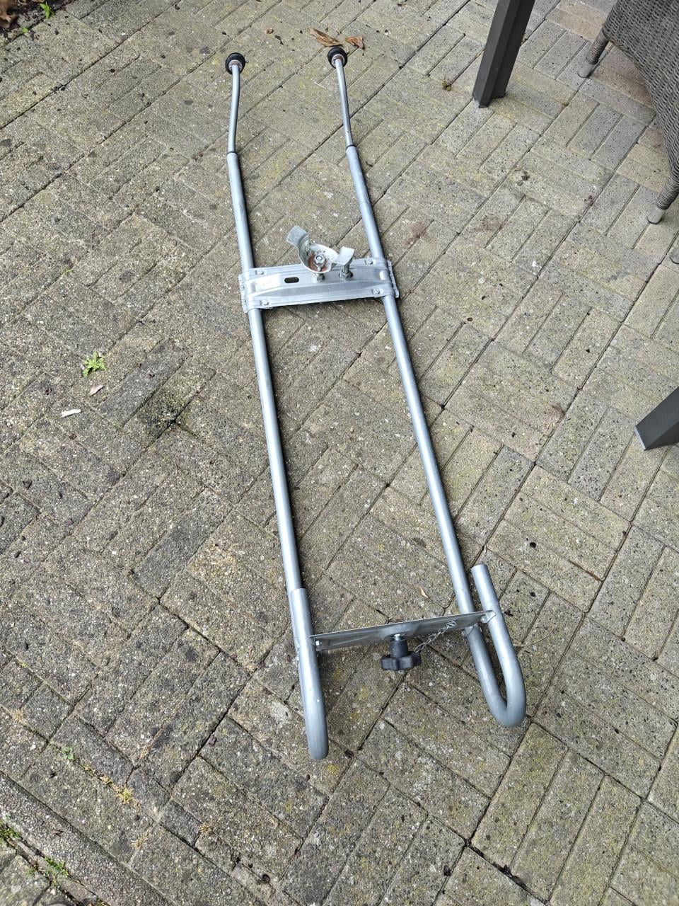 Alko reservewielhouder