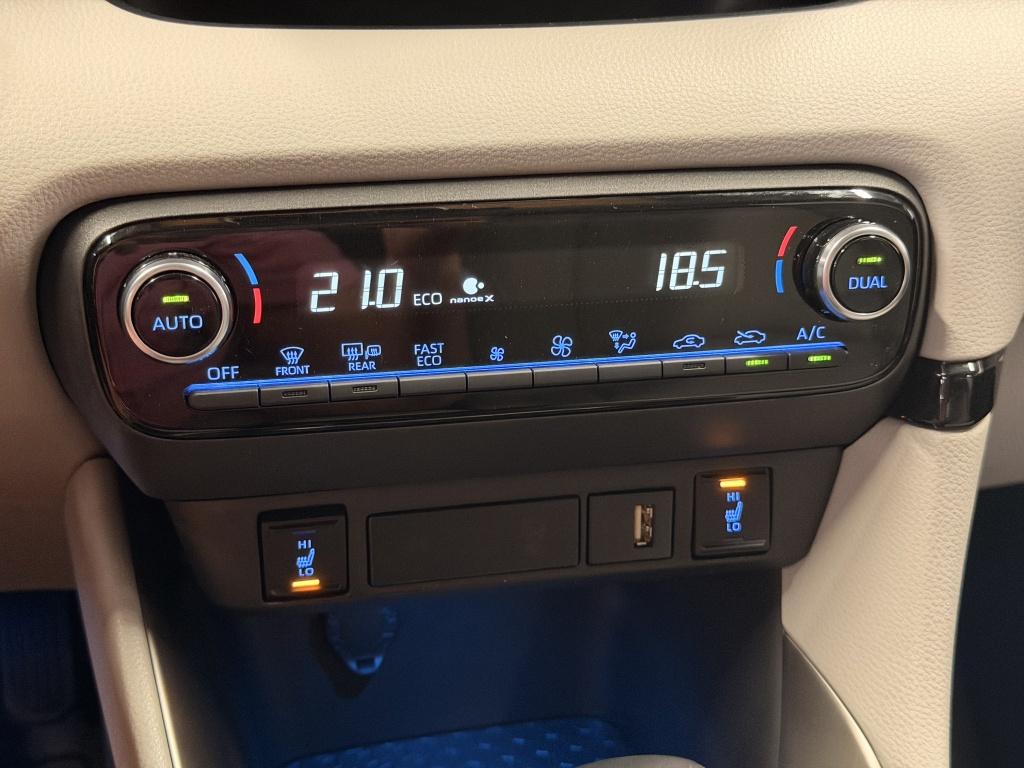 Toyota Yaris 1.5 hybrid executive| jbl| hud| ada.cruise| stoel+stuur.verw