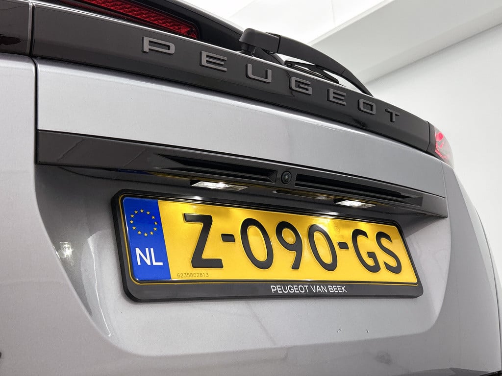 Peugeot 2008 puretech 100 pk allure | achteruitrijcamera | parkeersensoren 