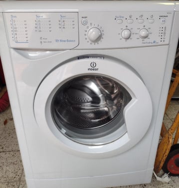 Wasmachine indesit iwc6165