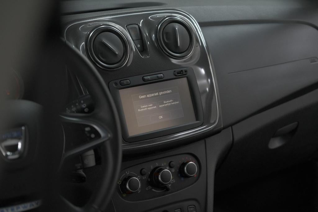 Dacia Sandero Stepway tce 90 sl | parkeersensoren | cruise control | naviga