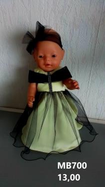 Poppenkleertjes baby born. Feestjurk. Opbrengst KiKa.