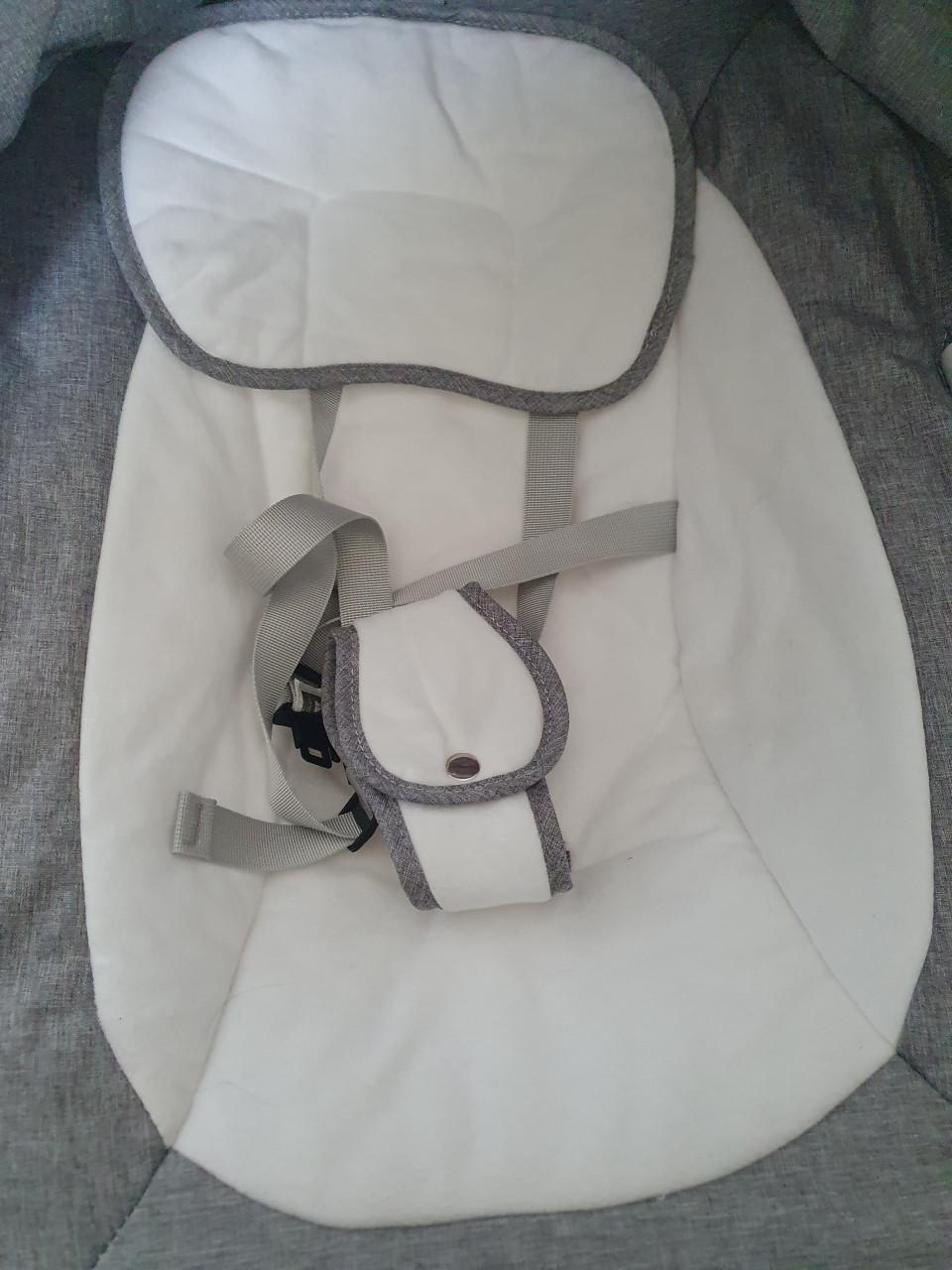 Oemmie elektrische baby wipstoel | muziek | gebruikt