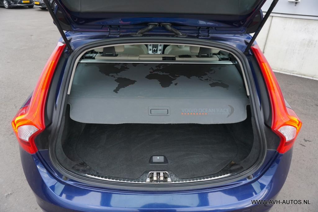 Volvo V60 2.0 d2 ocean race business