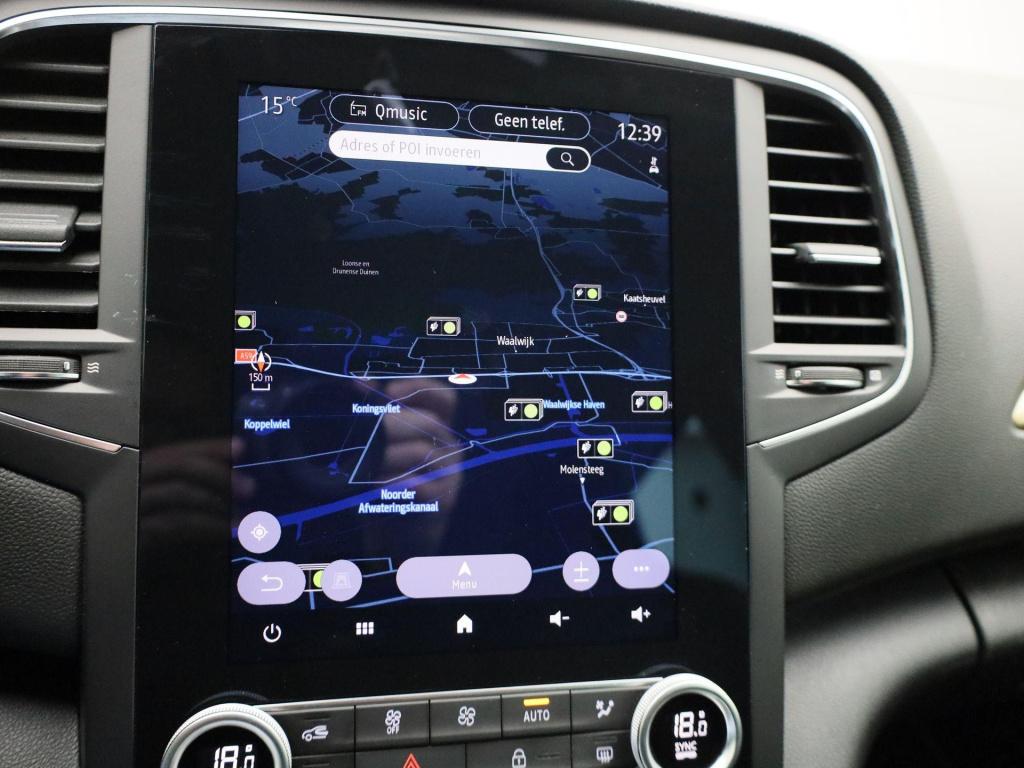 Renault Megane E-tech estate 1.6 plug-in hybrid 160 e-tech engineered | phe