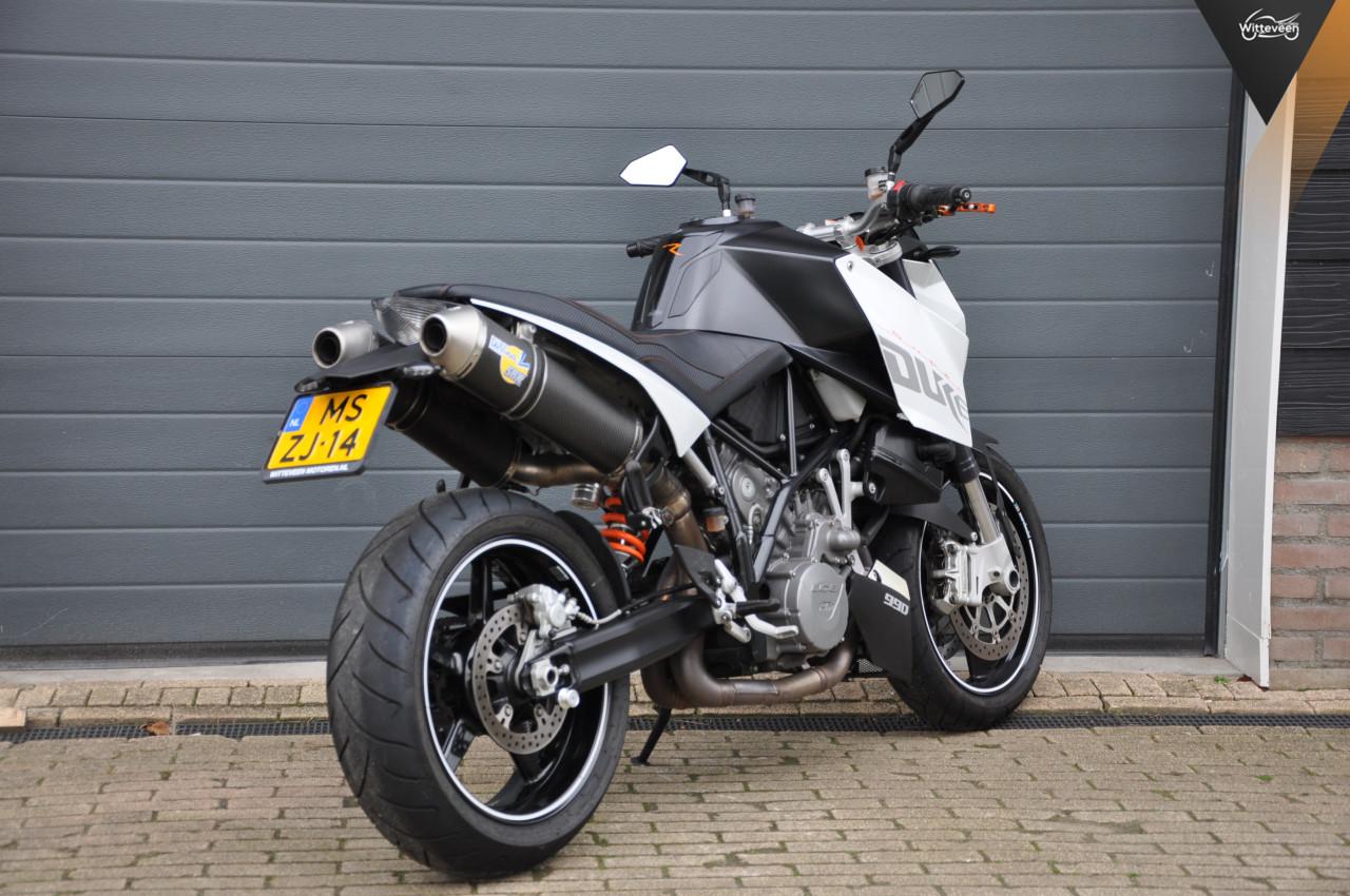 KTM 990 SuperDuke Zeer nette motor!