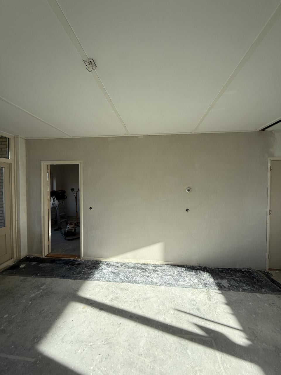 Stukadoorsbedrijf en schilderwerk Tel 0685004348