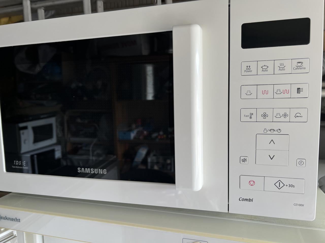 Vrijstaand Combi Magnetron met heteluchtoven en Grill 28 liter