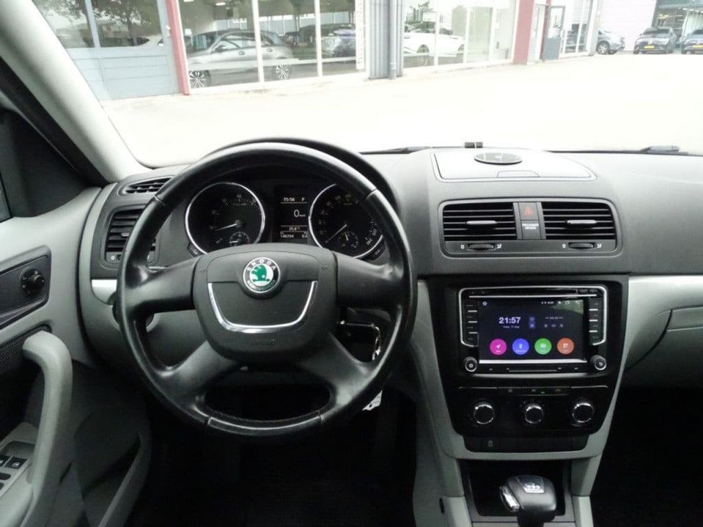 Skoda Yeti 1.2 tsi ambition automaat | trekhaak