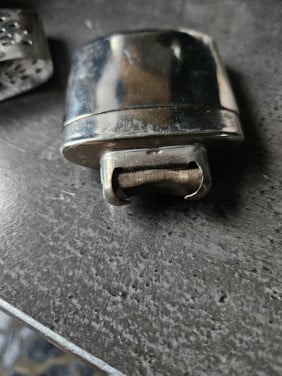 Leuke vintage Jon-E-handwarmer, vlamloos apparaat voor warme handen