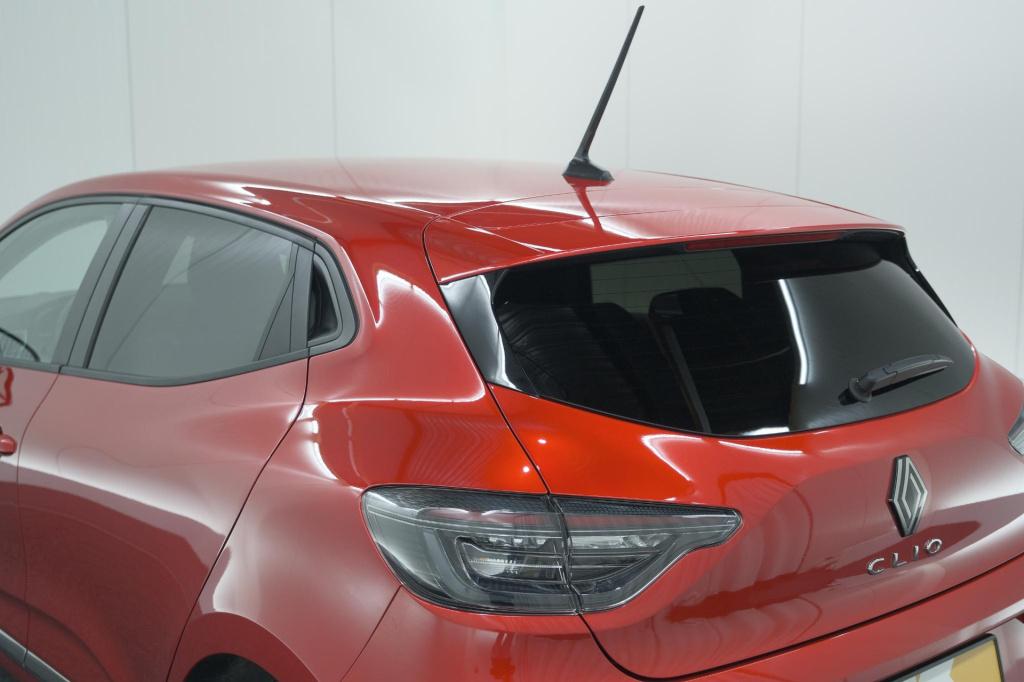 Renault Clio tce 90 gpf evolution | parkeersensoren | navigatie | apple car