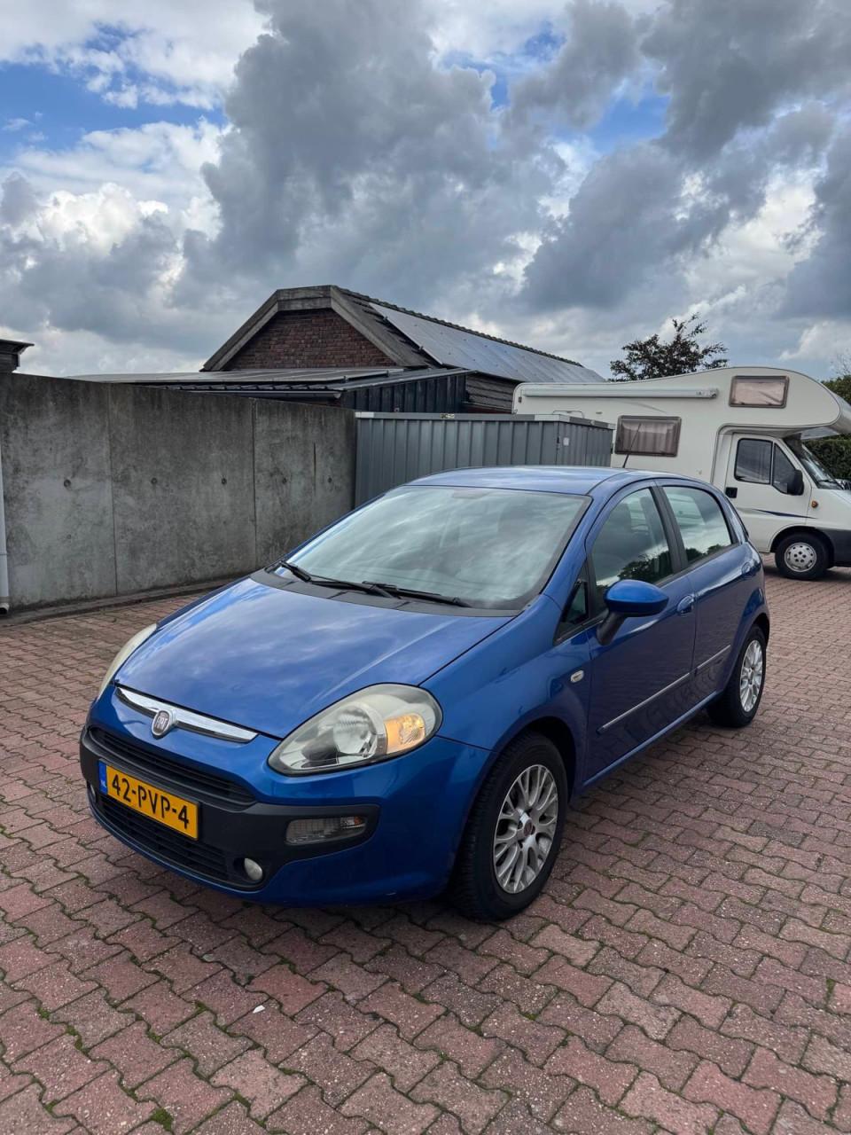 Fiat Grande Punto 1.4 Active/Automaat/Airco/Wordt met 1 week verwacht