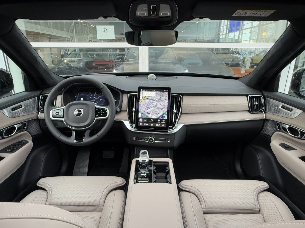 Volvo XC90 t8 awd ultra dark luchtvering | facelift | nieuwpr. € 107.559 |