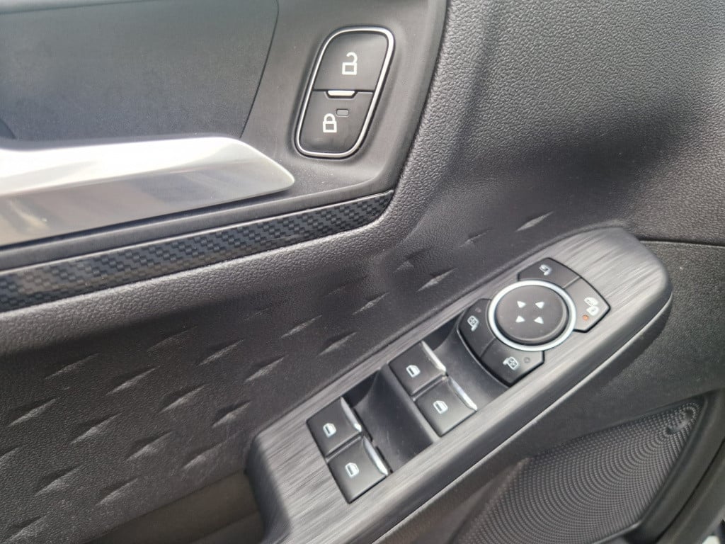 Ford Kuga 2.5 phev e-cvt 225pk st-line | winterpakket | adapt.cc