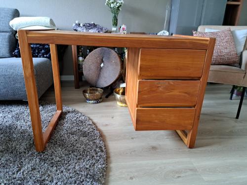 Bureau teakhout