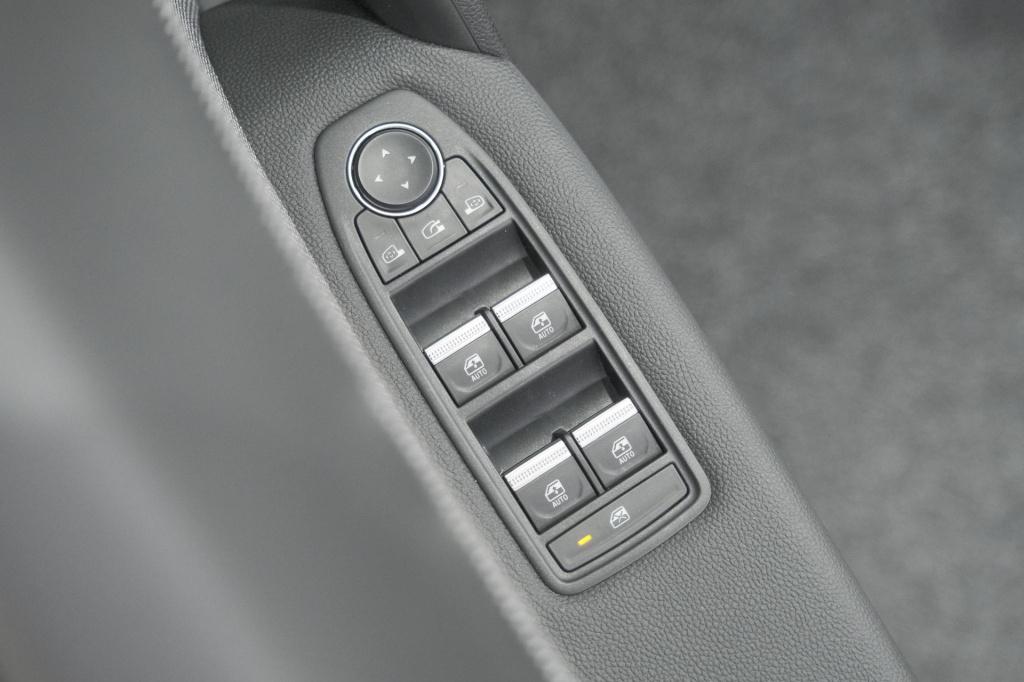 Renault Captur tce 90 techno | nieuw model | camera | harman kardon | apple