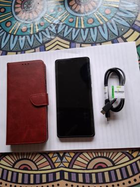 Telefoon OPPO Reno10 5G 128GB.