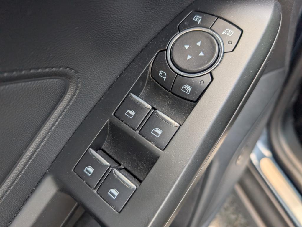 Ford Focus wagon 1.0 ecoboost 125pk titanium trekhaak | hud | winterpakket
