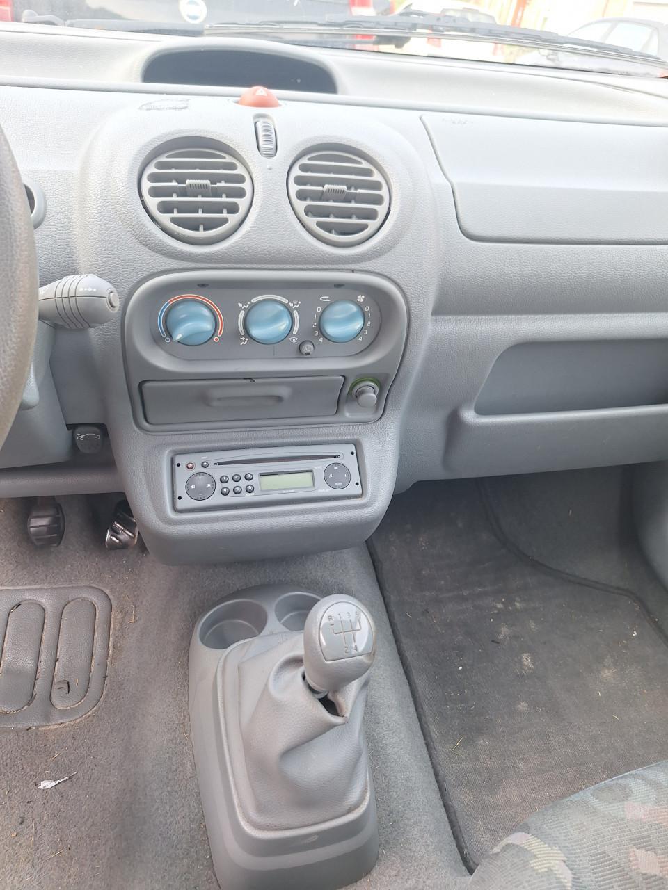 NETTE Twingo 1.2-16V Emotion. 195.000km apk tot Juli 2027