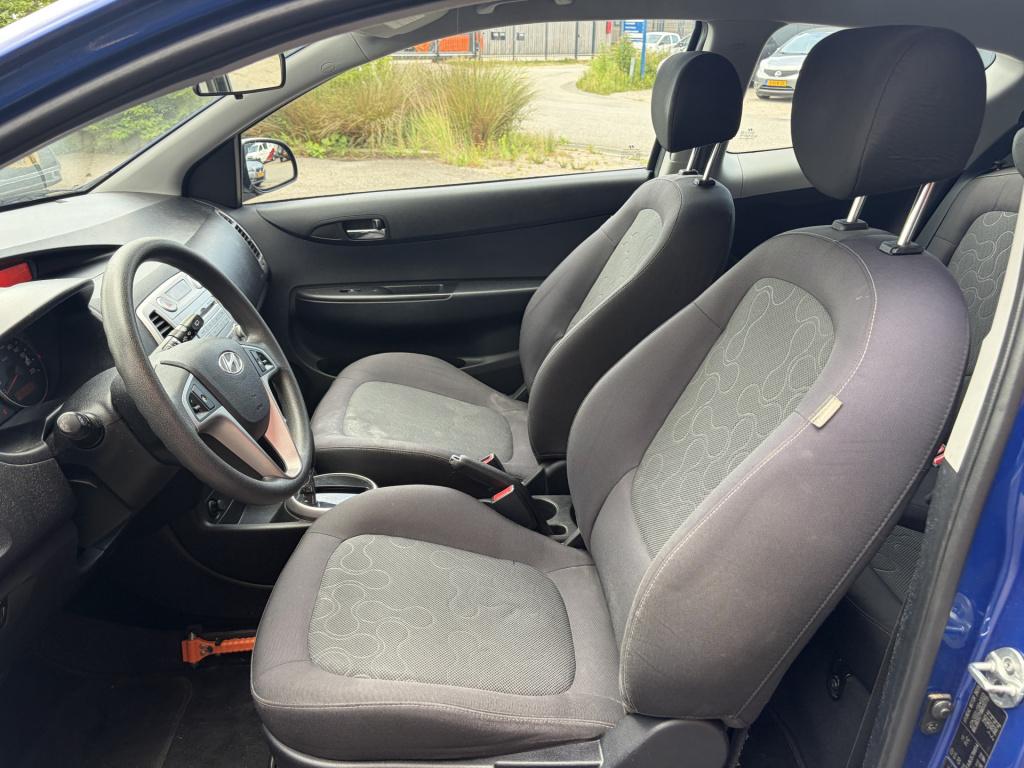Hyundai I 20 1.4i dynamicversion
