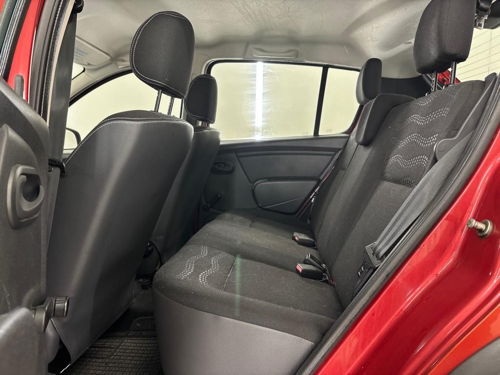Dacia Sandero Stepway 1.6-Hoogzitter-Airco-trekhk-stuurbekr-nw.apk-2800,=