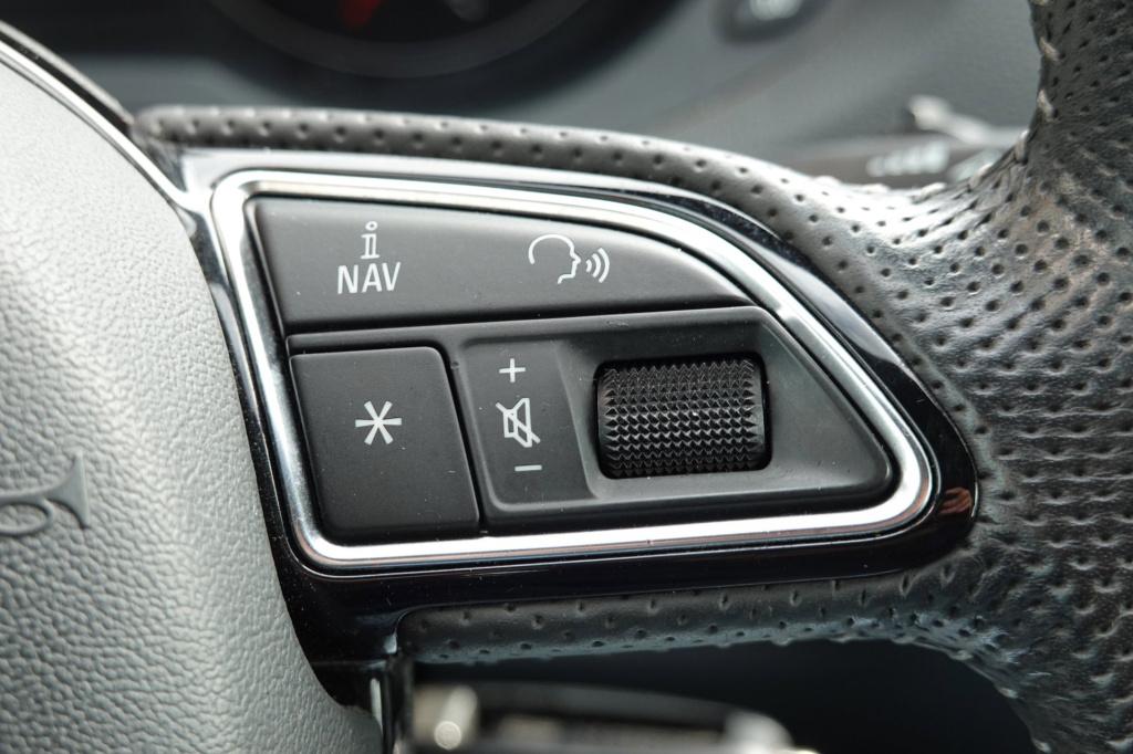 Audi Q3 2.0 tfsi quattro s-line