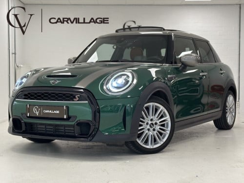 Mini Cooper mini 2.0 yours | british racing green | cognac int. | panora