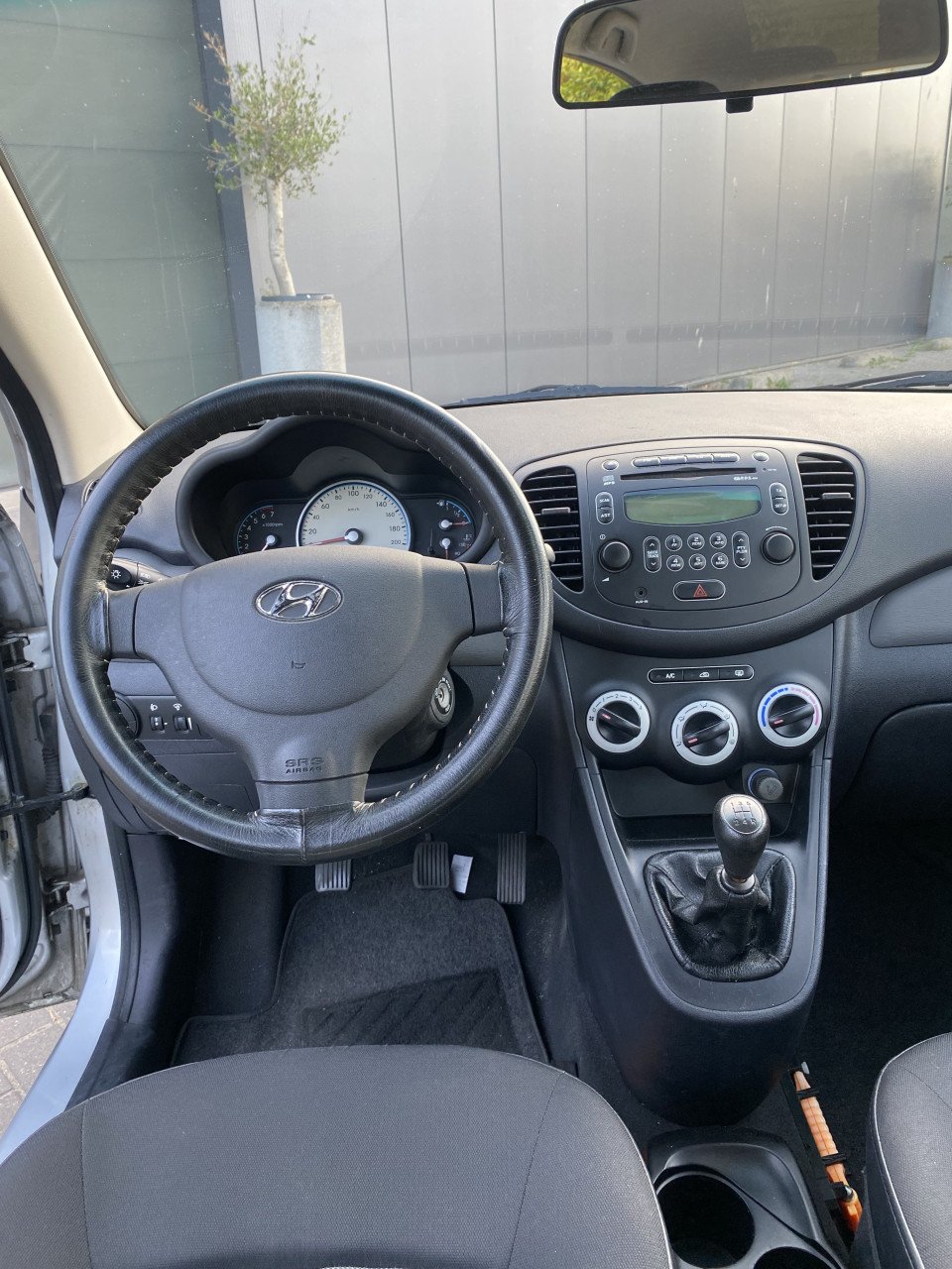 Hyundai i10 1.1 I 5DR 2009 Grijs | NAP | DEALER ONDERHOUDEN