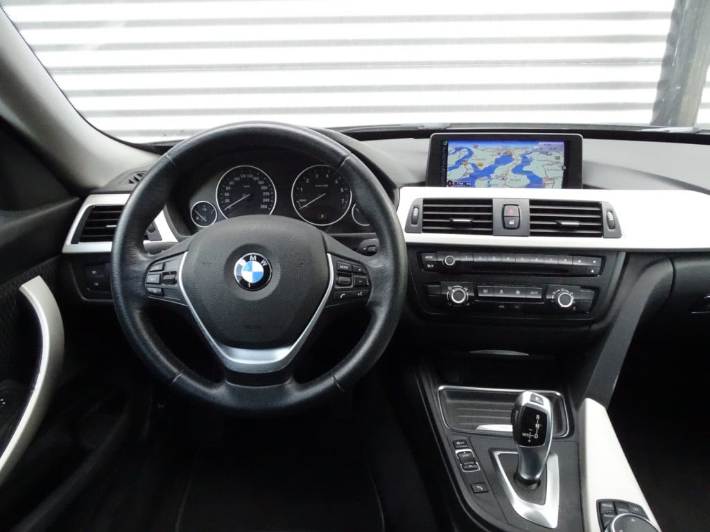 BMW 3-serie gran turismo 320i business | bi-xenon | navi