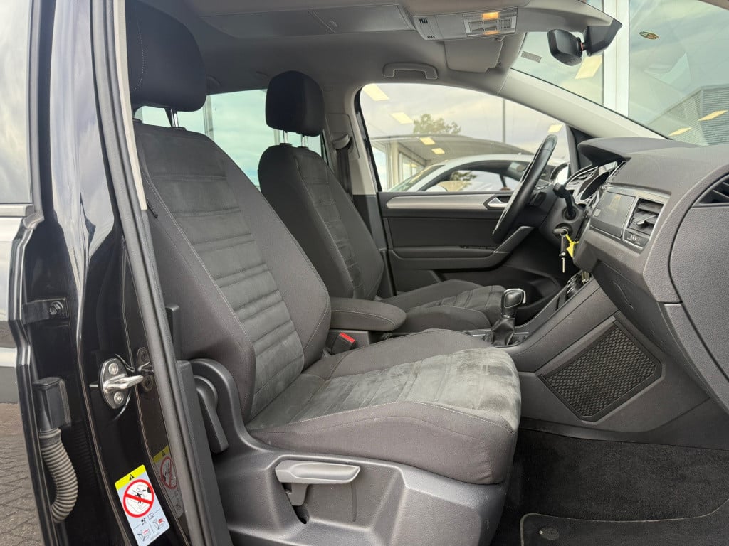 Volkswagen Touran 1.5 tsi highline 7 persoons dsg