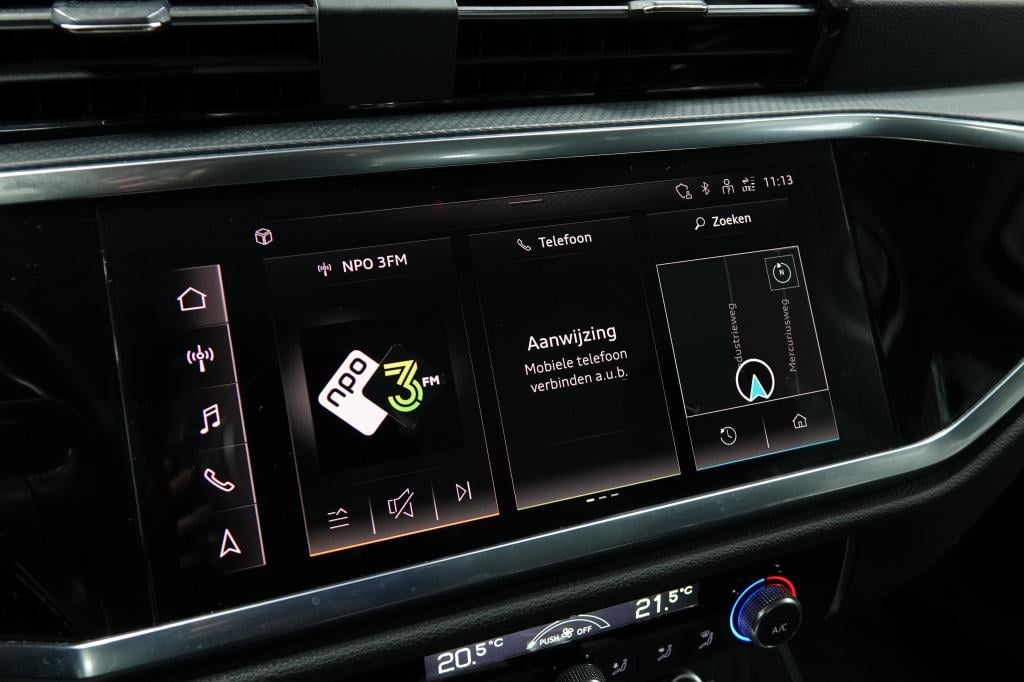 Audi Q3 35 tfsi | acc | carplay | pdc |