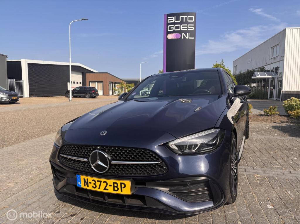 Mercedes-Benz C-Klasse 200 amg line launch edition