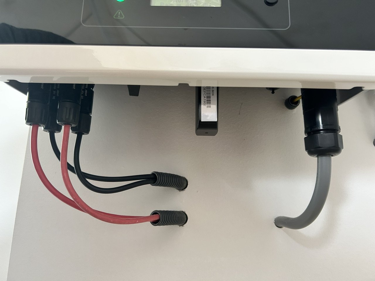 GoodWe 3600D-NS Omvormer met WiFi.
