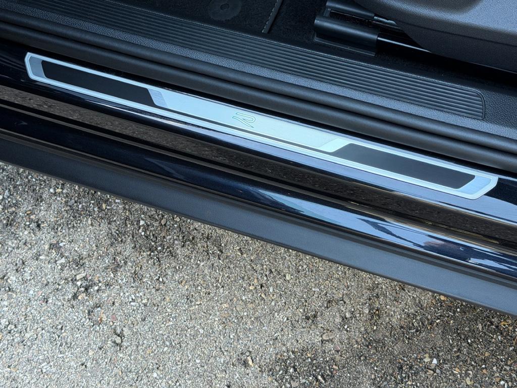 Volkswagen T-roc 1.5 tsi 150pk dsg r-line | camera | keyless | elek. achter