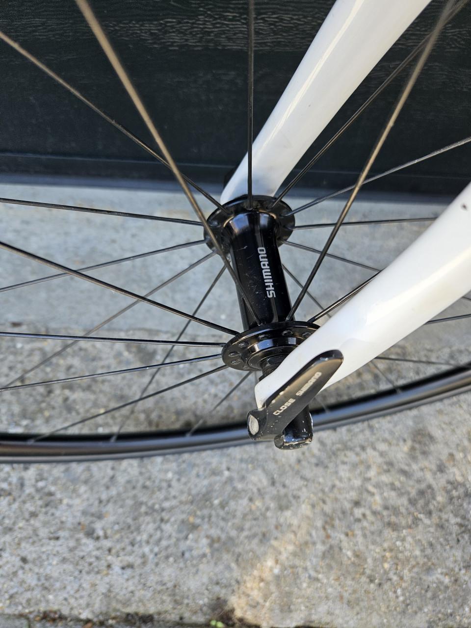 Huissoon carbon racefiets met Ultegra 11-speed.
