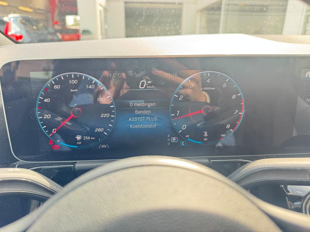 Mercedes-Benz B-Klasse 180 business solution plus