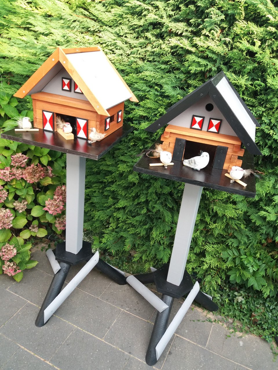 Nestkastjes , Vogelhuisjes en Voedertafels te Koop
