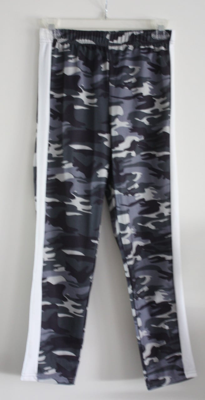 Joggings broek oorlogspatroon maat 152