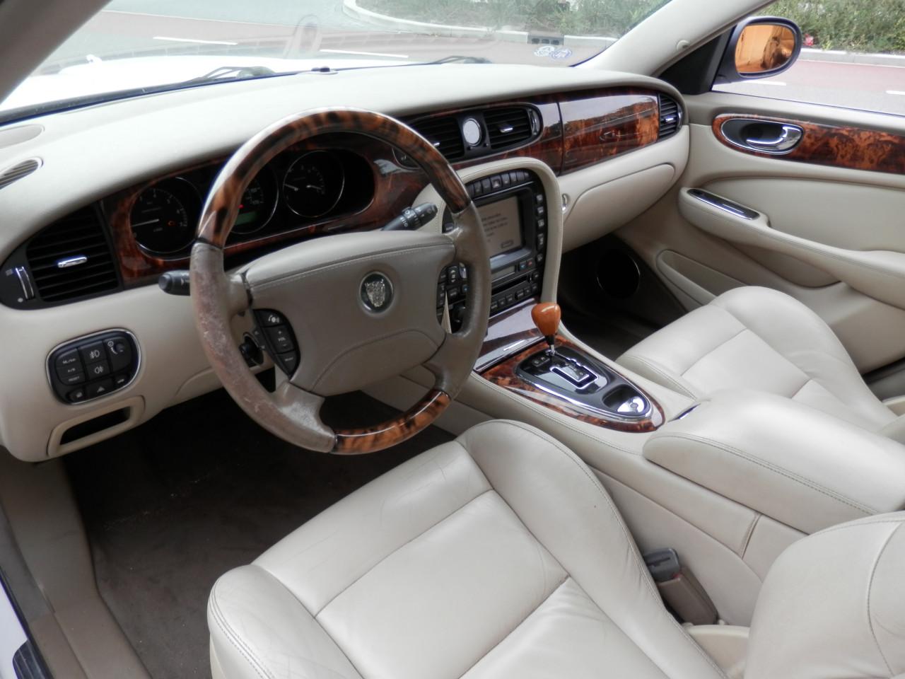 Auto Garant Biedt Aan: Jaguar XJR 4.2 S/C