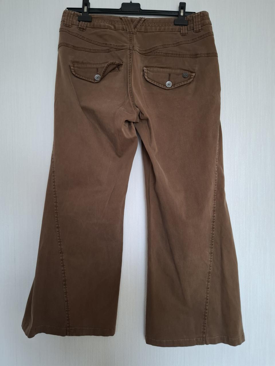 Didi broek met leuke details. Bruin. Maat 44. Gedragen.