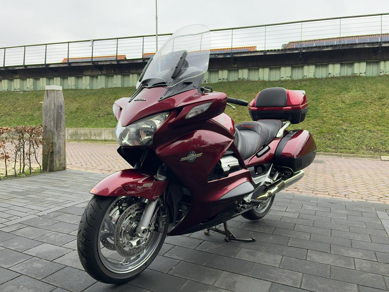 Honda ST1300