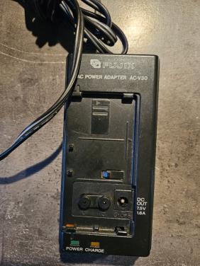 Vintage Fujix-8 M890 Videocamera HI8- 8mm incl accessoires