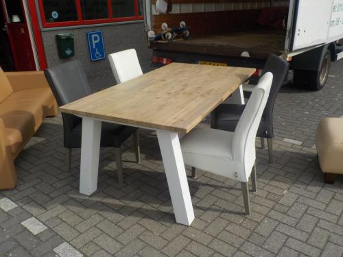 Kwaliteit geheel massieve Henders & Hazel tafel 100 x 190 cm + 4 stoelen