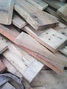 Plankjes voor haardhout.